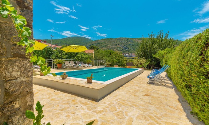 Mokosica Villa | Waterfront Historic Villa, beautiful Renaissance garden, heated swimming pool