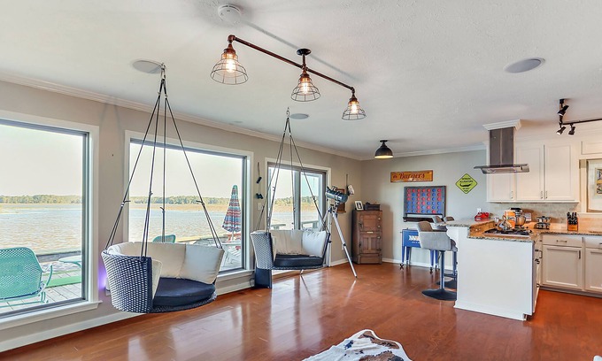 Tougaloo House | Waterfront Home - Amazing water views await at this boaters paradise!