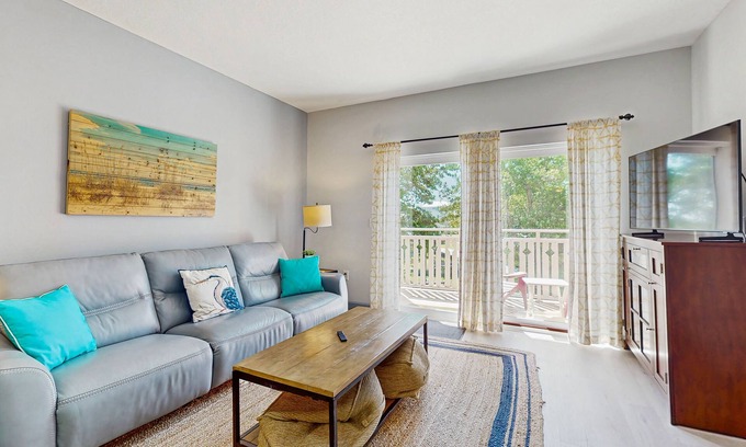 Waterside Village Condo | Waterfront Home Close to Beach w/Shared Pool, Hot Tub, Free WiFi, & Central AC