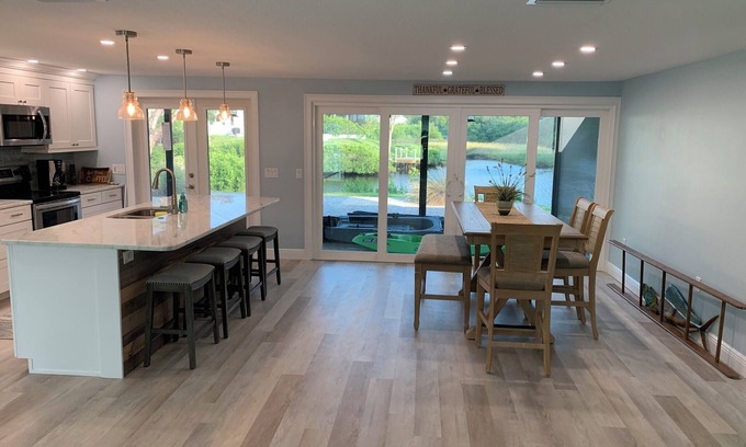 Nokomis House | Waterfront Home, Fishing, Kayaking, Manatees, Water Access to Gulf