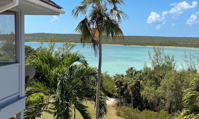 Savannah Sound House | Waterfront Home on Exclusive Windermere Island, Club w/Pool, Tennis, Gym