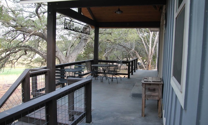 Burnet House | Waterfront Home on Lake Buchanan | Perfect for Entertaining | Sleeps 10