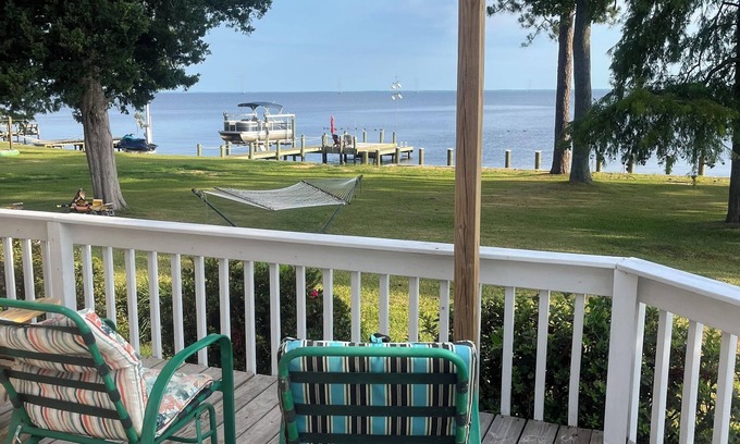 Roper House | Waterfront home w/private 43 ft pier & GameRoom! fantastic views!