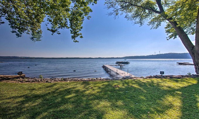 Wrightsville House | Waterfront Home w/Hot Tub in Wrightsville!