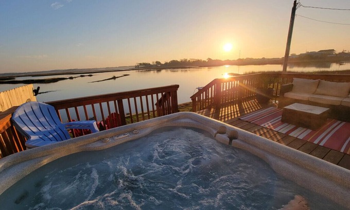 Cedar Point House | Waterfront home with hottub, Kayak, jonboat, and three miles to the beach