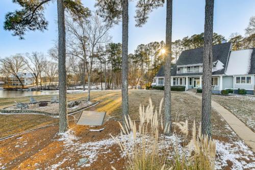 Bracey House | Waterfront Home with Dock on Lake Gaston!