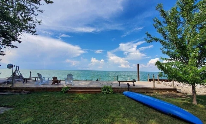 Pointe aux Roches House | Waterfront House next to Golf Course.