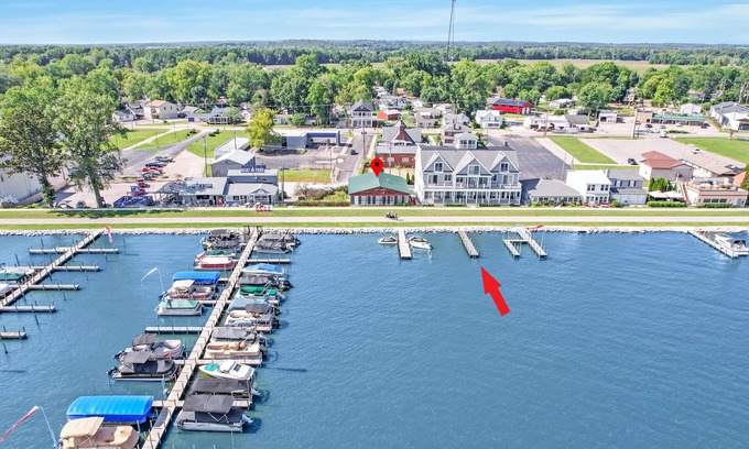 Buckeye Lake House | Waterfront House with Private Dock on Buckeye Lake