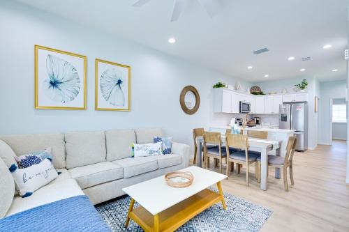 Hudson Beach Estates House | Waterfront Hudson Townhome with Dock Access!
