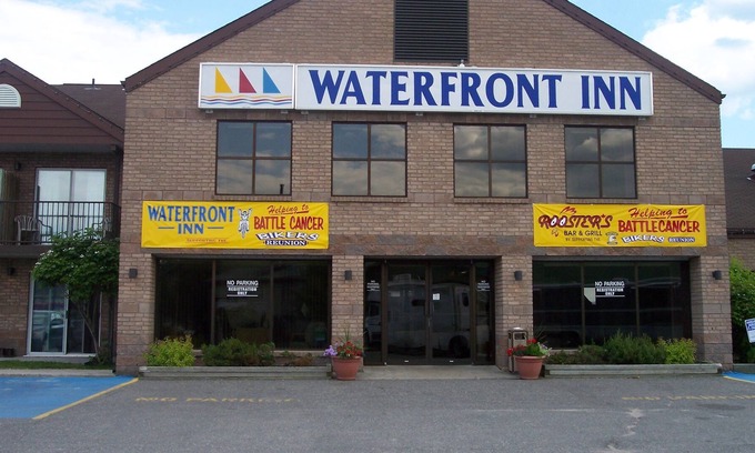 Timiskaming District Hotel | Waterfront Inn