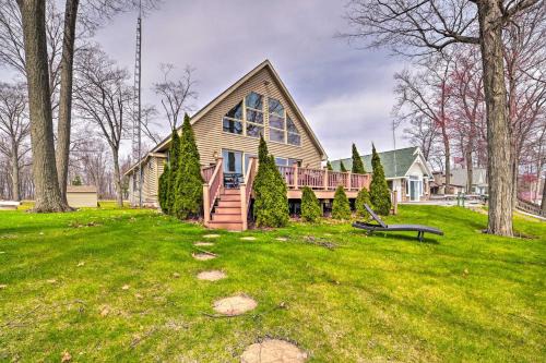Tawas City House | Waterfront Lake Huron Home - Private Beach!
