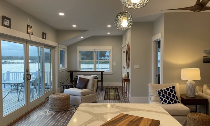 Dartmouth House | Waterfront Living on Padanaram Harbor
