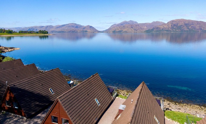 Kentallen Cottage | Waterfront Lodge 5 with Hot Tub