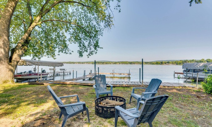 Lodi House | Waterfront Lodi Vacation Rental on Lake Wisconsin!