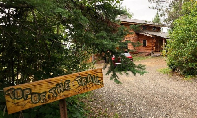 Grand Marais Cabin | Waterfront Log Cabin on Lake Saganaga with Motor Exempt Permit Available.