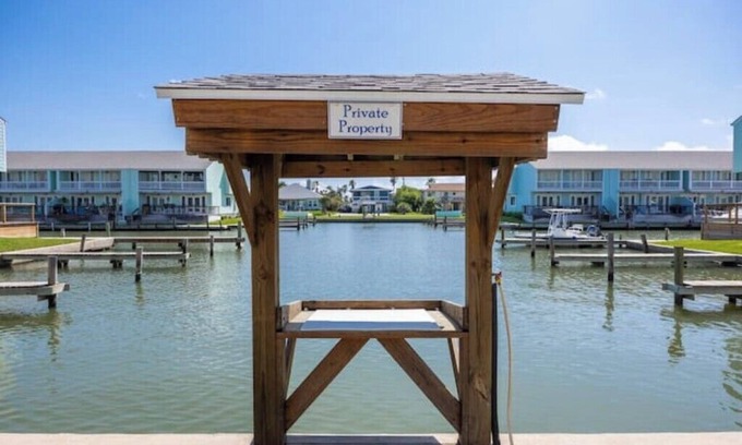 Key Allegro Condo | Waterfront Luxury Condo