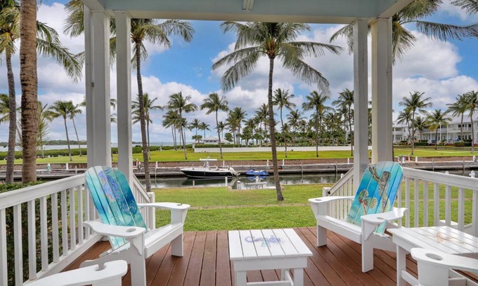 Indigo Reef Marina Homes House | Waterfront luxury Villa 14 with spectacular sunset views and boat slip townhouse