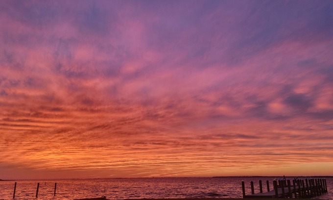 Durants Neck Cottage | Waterfront Oasis on Albemarle Sound, Pier, Decks, Amazing Views. Sleeps 6