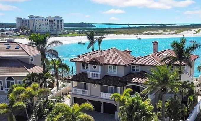 Tierra Verde House | Waterfront Oasis. Sunsets Nightly. Great for couples or family retreat.Pool/spa