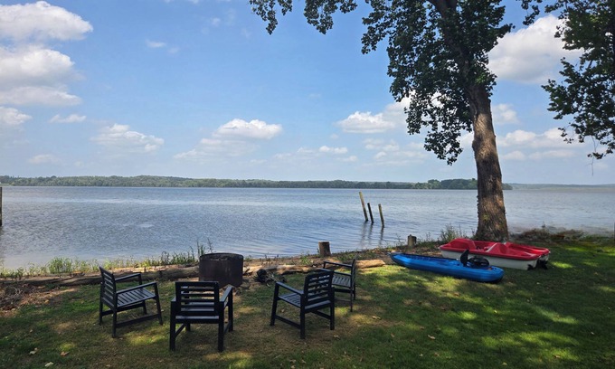 Port Royal Cottage | WATERFRONT on the Rappahannock River! - Port Royal, VA
