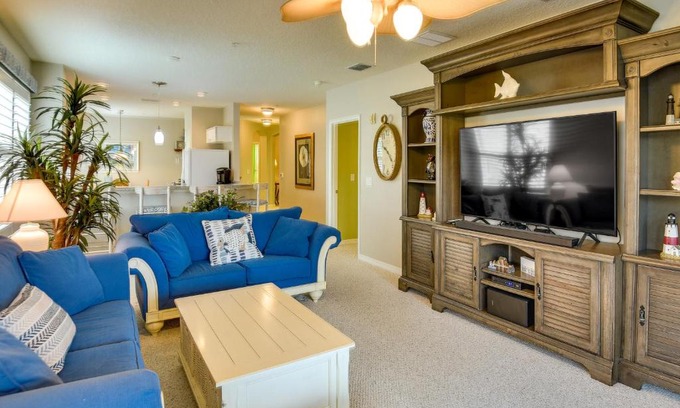 Palm Coast Apartment | Waterfront Palm Coast Condo with Community Pool!