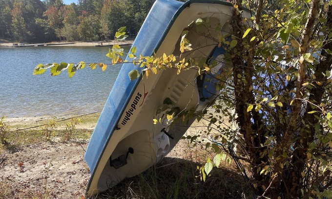 Manson House | Waterfront property at Kerr lake