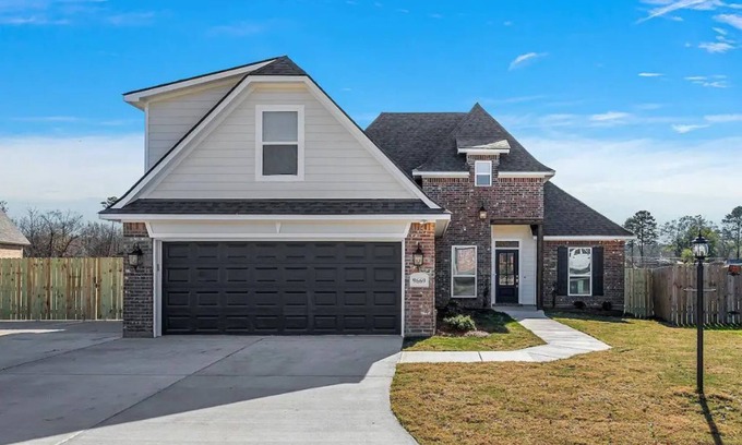 Shreveport House | Waterfront Relaxation!