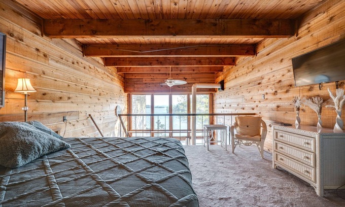 Camden Condo | Waterfront Retreat for the whole family