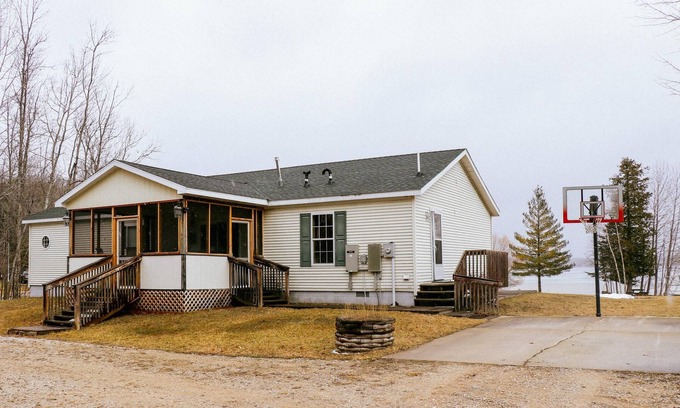 Germfask House | Waterfront Retreat on South Manistique Lake