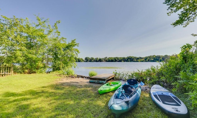 Warwick House | Waterfront Rhode Island Abode with Kayaks and Dock!