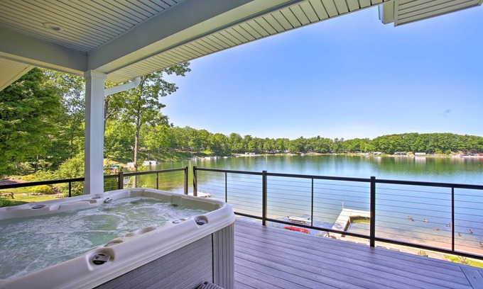 Traverse City Cottage | Waterfront Silver Lake Home w/Private 40 Dock!
