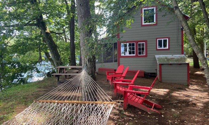 Lake Luzerne Cabin | Waterfront Tamarack Cabin near Saratoga, Lake George