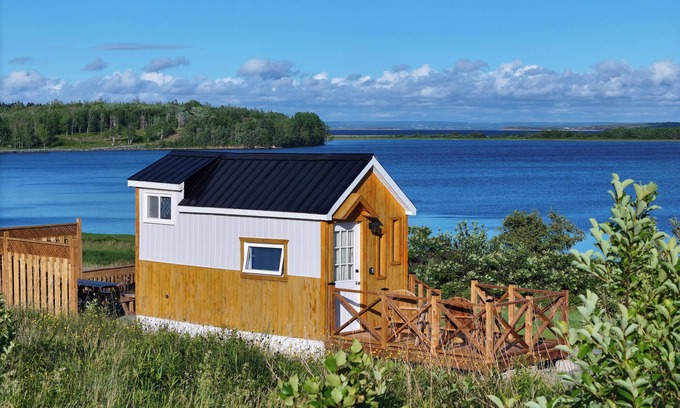 Pomquet Cabin | Waterfront Tiny House near Pomquet Beach- Winterized