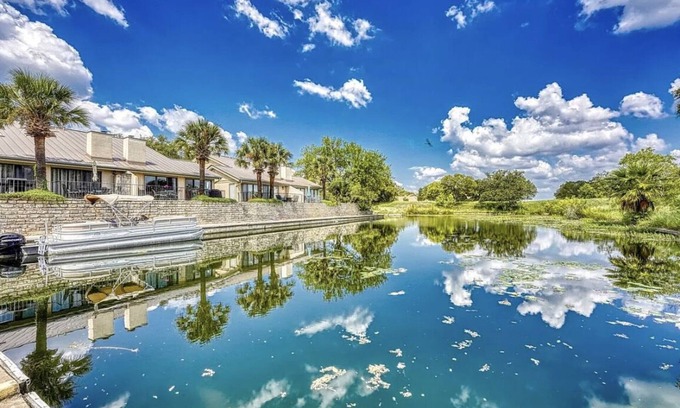 Horseshoe Bay House | Waterfront townhome on Lake LBJ in Horseshoe Bay w/day docking.