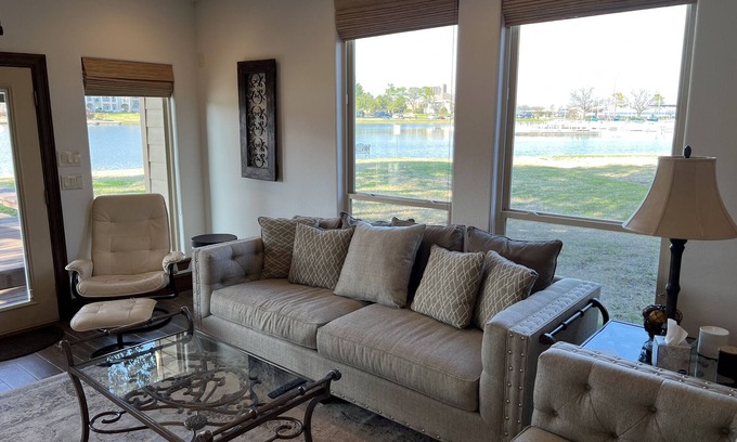 Walden on Lake Conroe House | Waterfront Townhome in Walden -Great view, yard, dock, and easy water access.