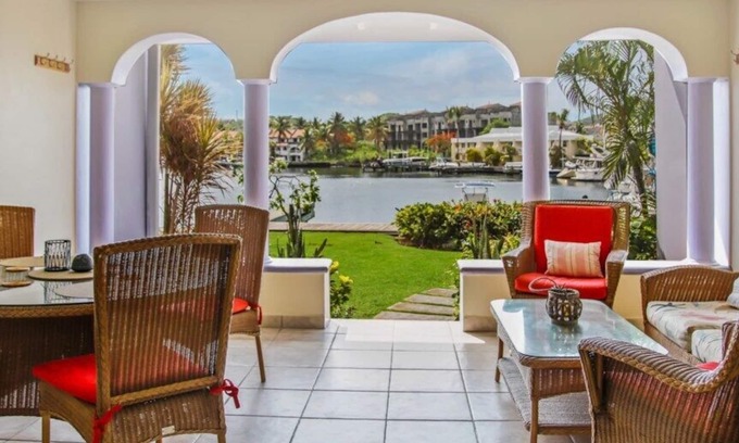 Rodney Bay House | Waterfront townhouse - Harbour 17