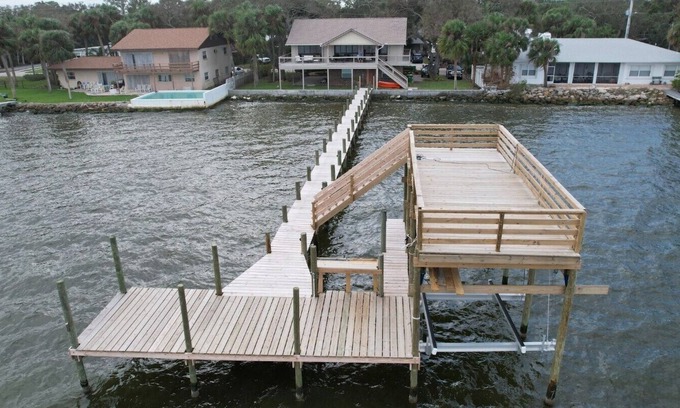Fowlers House | Waterfront