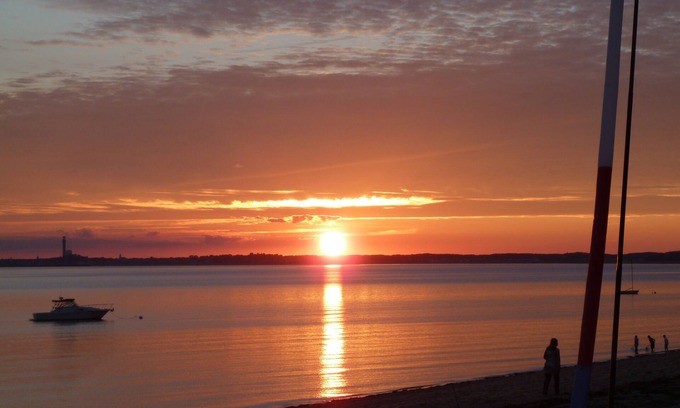 North Truro Apartment | Waterfront-View Studio #22 · Deck, Parking & Free Shuttle to P-Town