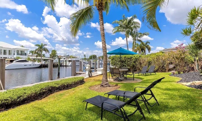 Lauderdale Harbours Villa | Waterfront Villa With Private Dock – Near Cruise Port