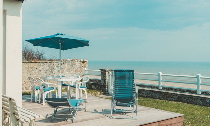 Quineville House | Waterfront villa
