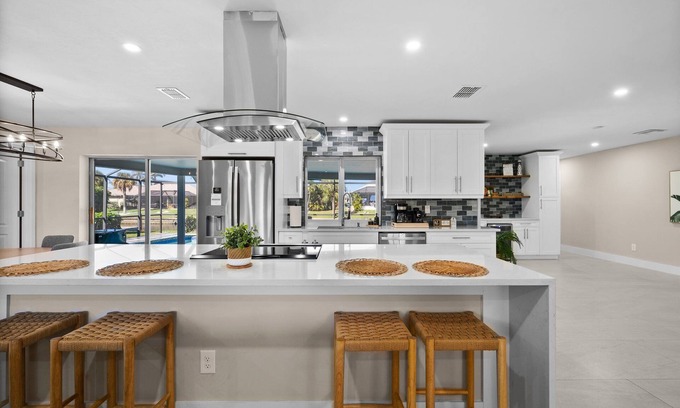 Caloosahatchee House | Waterfront Villa