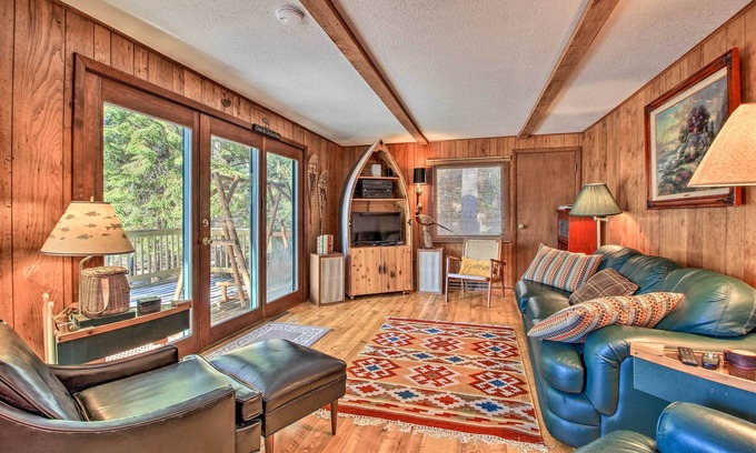 Pine River Cabin | Waterfront Whitefish Lake Home w/Dock!