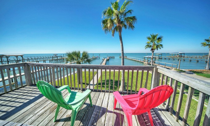 Rockport House | Waterfront with pier, great fishing and sunsets on Copano Bay in Rockport, Texas