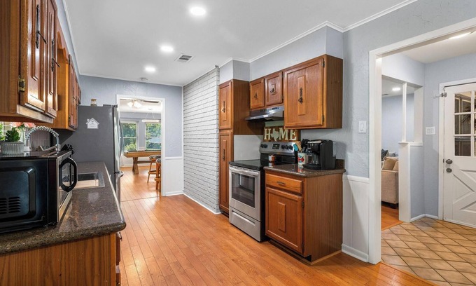 Denison House | Waterloo Lake Escape