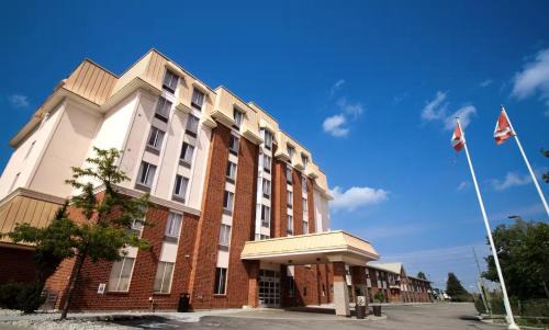 Waterloo Hotel | Waterloo Suites Hotel, Trademark Collection by Wyndham