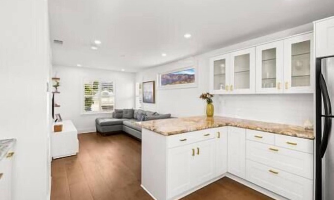Carpinteria Apartment | Watermark Suite D, Upstairs