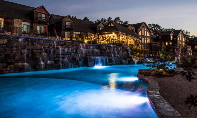 Indian Point House | WaterMill Cove Resort LUXURY Lakefront Lodge 2mi to Silver Dollar City HUGE POOL