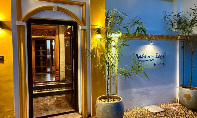 Kalapettai Villa | Waters Edge Resort - Villa With Private Pool