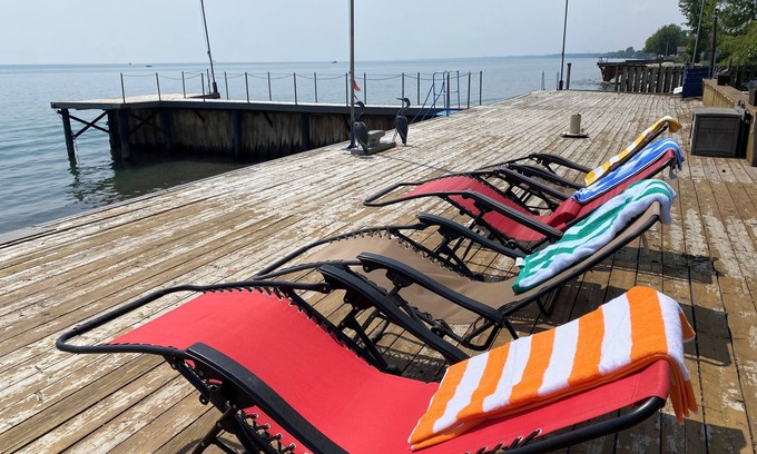 Harwich House | Water’s Edge RetreatnEnjoy your own private waterfront home!