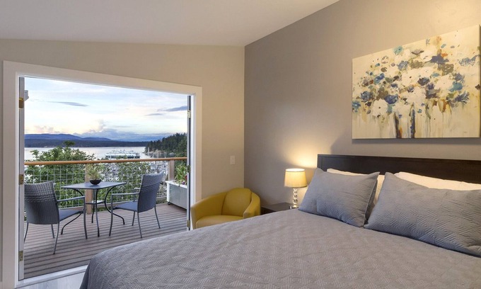 Friday Harbor House | Waterview in Town! Cannery Inn - Hyak